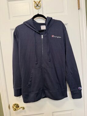 Champion Navy Blue Embroidered‎ Logo Full Zip Hoodie Size Medium